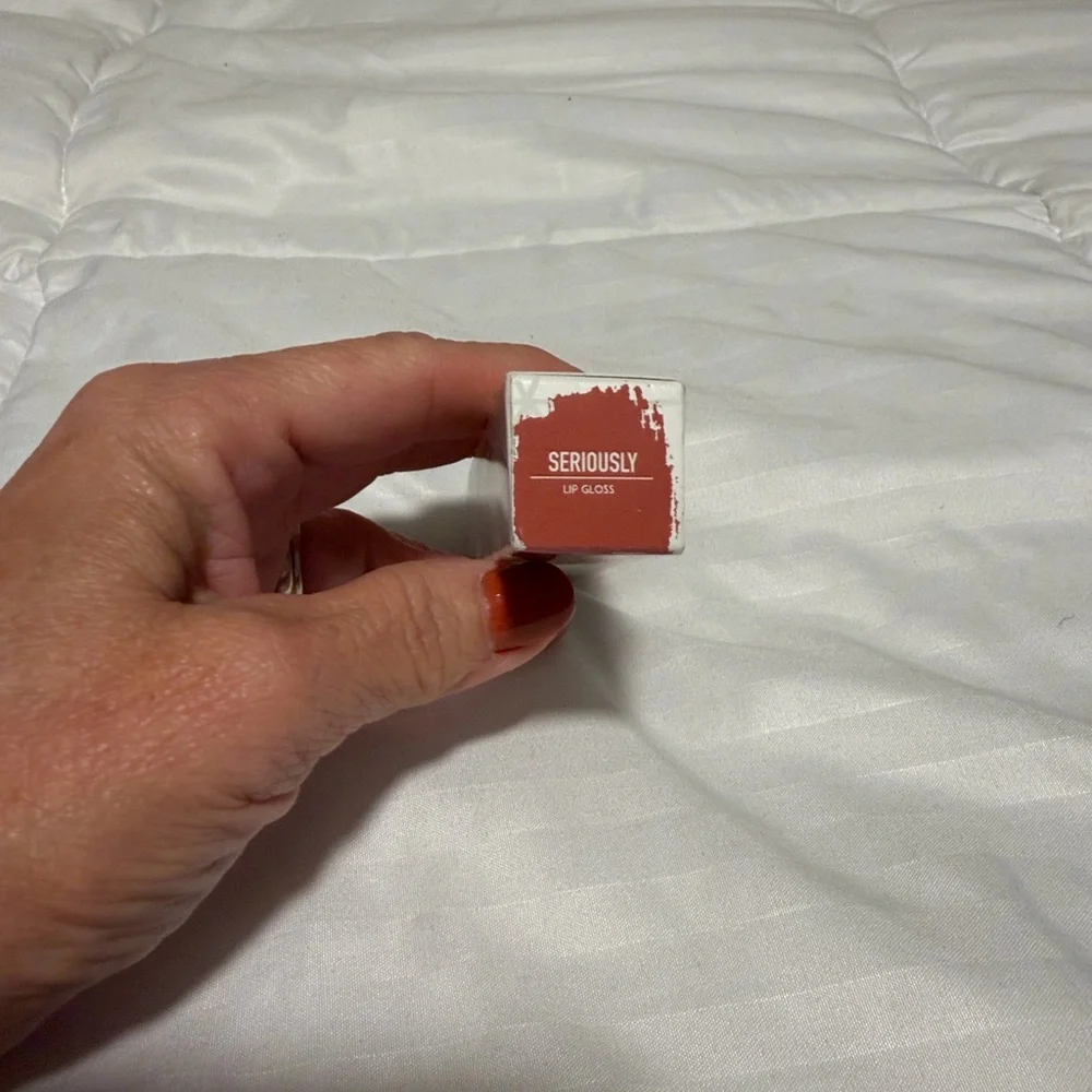 Dose of Colors Seriously Lip Gloss - Bold Red - Picture 3 of 3